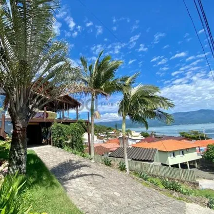 Buy this 3 bed house on Servidão Aroldo Waldemiro Martins in Ribeirão da Ilha, Florianópolis - SC
