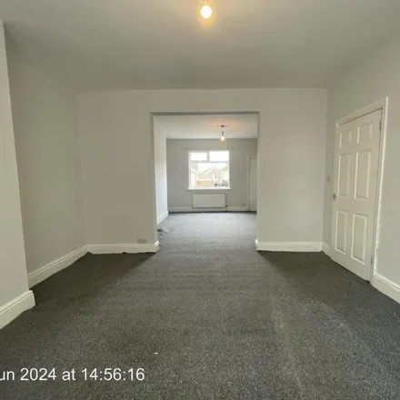 Image 2 - Rodwell Street, Trimdon Colliery, TS29 6DL, United Kingdom - Townhouse for rent