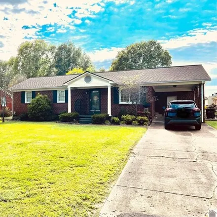 Buy this 3 bed house on 1103 Wilton Avenue in Mayfield, KY 42066