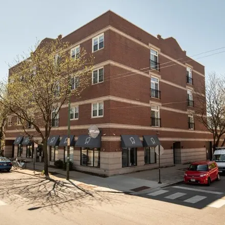 Buy this 3 bed condo on 2454 North Ashland Avenue in Chicago, IL 60614