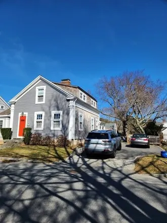 Rent this 3 bed house on 12 Mechanic Street in Mattapoisett, Plymouth County