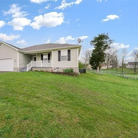 Image 2 - 626 Fern Hill Street, Bowling Green, KY 42101, USA - House for sale