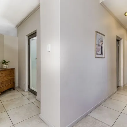 Rent this 4 bed apartment on Northleigh Crescent in Sandton, 1865