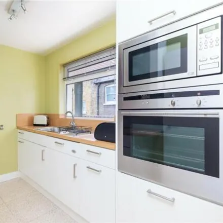 Image 2 - Green Garden House, 15-22 St. Christopher's Place, East Marylebone, London, W1U 1NL, United Kingdom - Room for rent