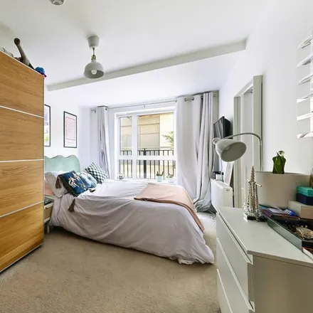 Image 4 - Contemporary Chinese Therapy, 43 Victoria Road, London, KT6 4JL, United Kingdom - Apartment for rent