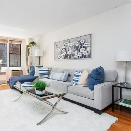 Buy this studio apartment on 200 W 79th St Apt 4F in New York, 10024