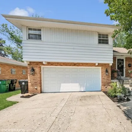 Buy this 3 bed house on 2142 Westchester Blvd in Westchester, Illinois