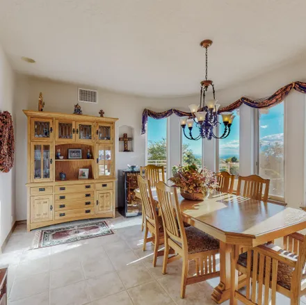 Image 5 - 579 Black Bear Road Northeast, Sandia Heights, Albuquerque, NM 87122, USA - House for sale