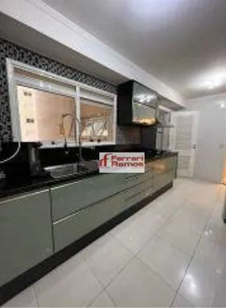 Buy this 4 bed apartment on Rua Doutor Solon Fernandes in Vila Galvão, Guarulhos - SP