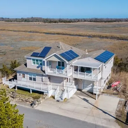 Image 1 - 146 Beach Road, Pierces Point, Middle Township, NJ 08210, USA - House for sale
