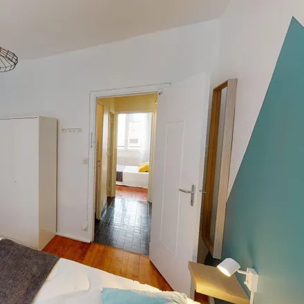Rent this 4 bed room on 96 Rue Vauban