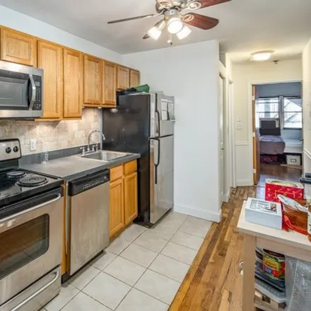 Image 5 - 423 Monmouth Street, Jersey City, NJ 07302, USA - Condo for sale