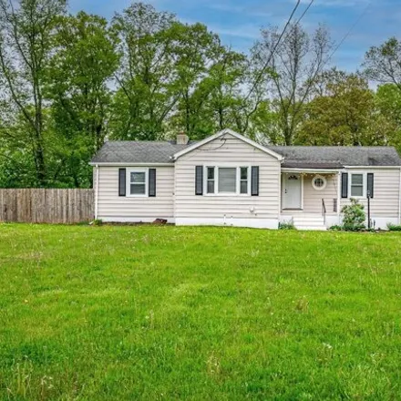 Rent this 2 bed house on 1079 Flemington Whitehouse Road in Darts Mills, Readington Township