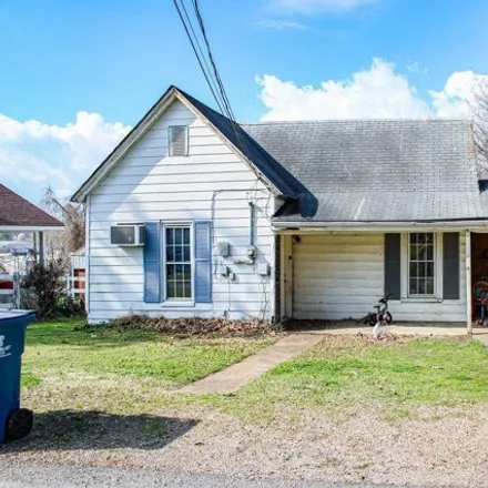 Buy this 3 bed house on 46 Tank Street in Bardwell, Carlisle County