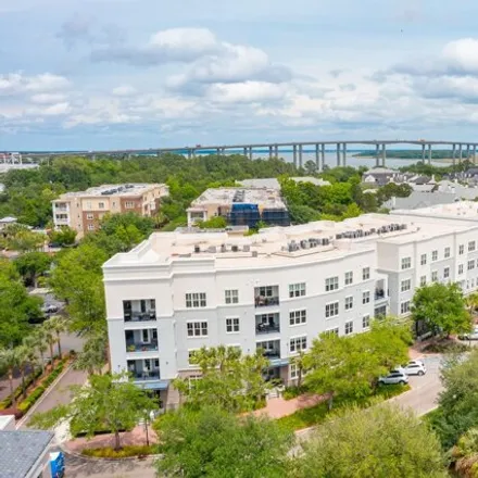 Buy this 3 bed condo on River Landing Drive in Charleston, SC 29402