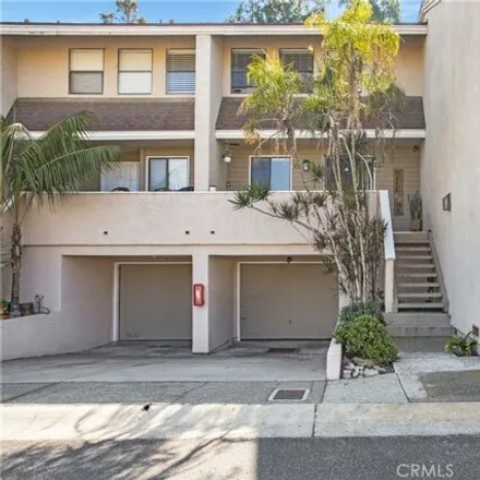 Buy this 2 bed house on 404 in 406 Brighton Springs, Costa Mesa
