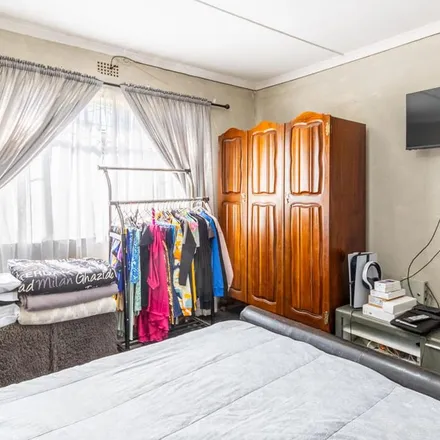 Image 9 - TC Newman Hospital, Rosary Street, Charleston Hill, Paarl, 7646, South Africa - Apartment for rent