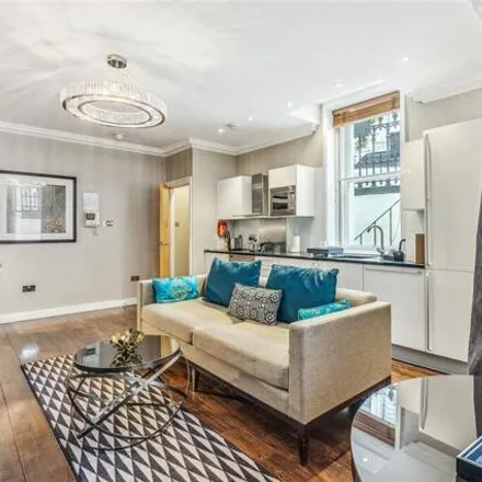 Rent this 1 bed room on Fraser Suites Kensington in 75 Cromwell Road, London