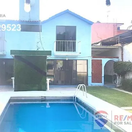 Buy this 3 bed house on Privada Geranio in 62590 Temixco, MOR