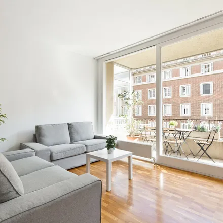 Image 2 - Carrer de Lepant, 321, 08013 Barcelona, Spain - Apartment for rent