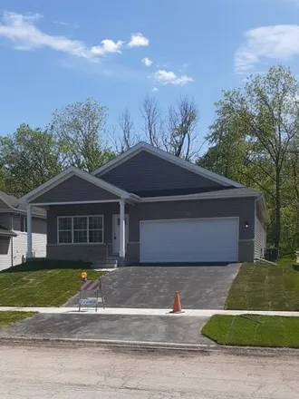 Buy this 3 bed house on 192 West 37th Place in Steger, Will County