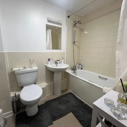 Image 3 - Academia Way, London, N17 8HE, United Kingdom - Apartment for rent