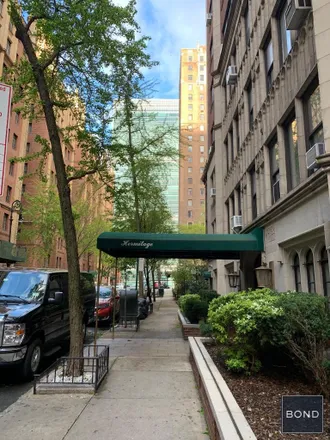 Rent this 2 bed apartment on The Hermitage in 330 East 43rd Street, New York