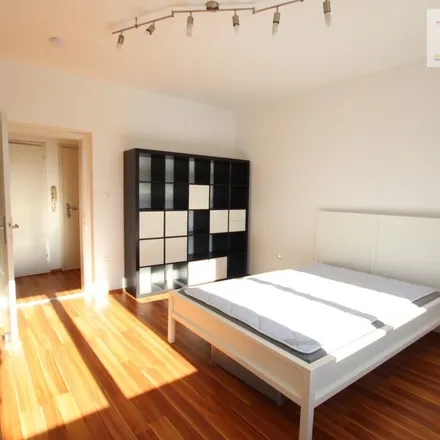 Rent this 3 bed apartment on Flatschacher Straße 9 in 9020 Klagenfurt, Austria