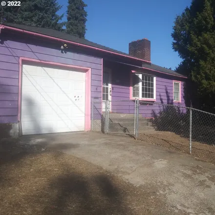 Buy this 5 bed house on 8567 North Mohawk Avenue in Portland, OR 97203