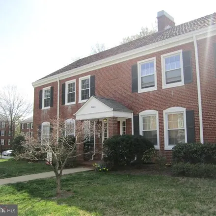 Rent this 1 bed condo on 3000 South Columbus Street in Arlington, VA 22206