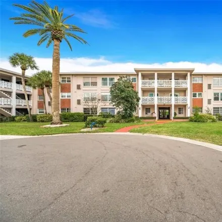 Buy this 2 bed condo on 3101 36th Street North in Saint Petersburg, FL 33713