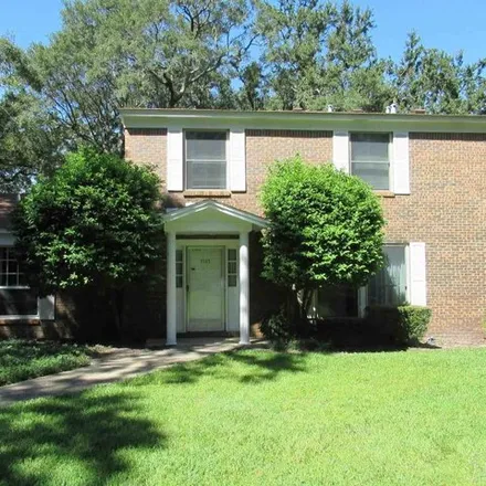 Rent this 2 bed house on 3323 Kingswood Ct Unit 10D in Pensacola, Florida