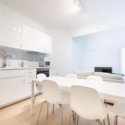Rent this 2 bed apartment on Place Anneessens - Anneessensplein 17 in 1000 Brussels, Belgium