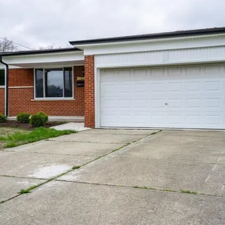 Buy this 3 bed house on 11887 Champaign Avenue in Warren, MI 48089