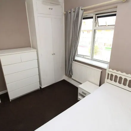 Image 2 - New May Flower, Seeley Drive, Upper Sydenham, London, SE21 8QP, United Kingdom - Apartment for rent