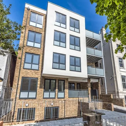 Image 4 - 15 Oakfield Road, London, CR0 2UA, United Kingdom - Apartment for rent
