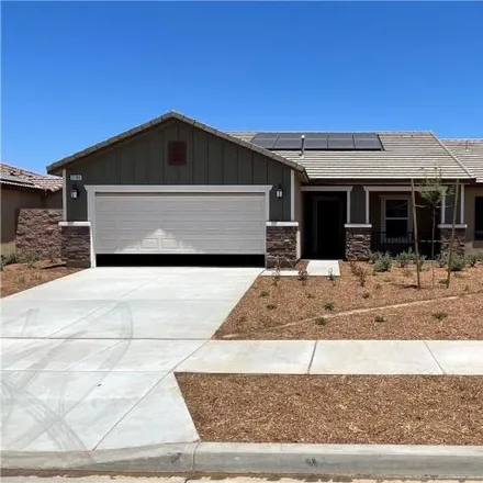 Rent this 3 bed house on Domenigoni Parkway in Hemet, CA 92545