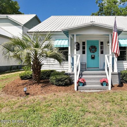 Rent this 3 bed house on 311 Clarendon Avenue in Southport, NC 28461
