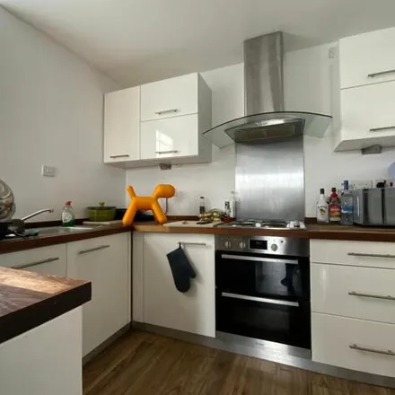 Image 2 - Bird in Hand, Nutfield Lane, High Wycombe, HP11 2LS, United Kingdom - Apartment for rent