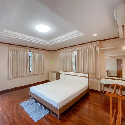 Image 8 - Royal Asia Lodge, 91, Soi Sukhumvit 8, Khlong Toei District, Bangkok 10110, Thailand - Apartment for rent