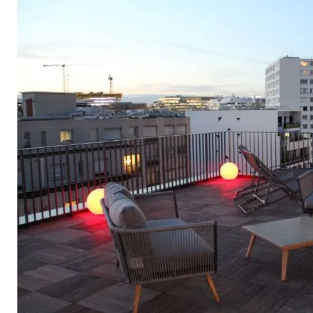 Rent this studio apartment on 50 Boulevard Gallieni in 92130 Issy-les-Moulineaux, France