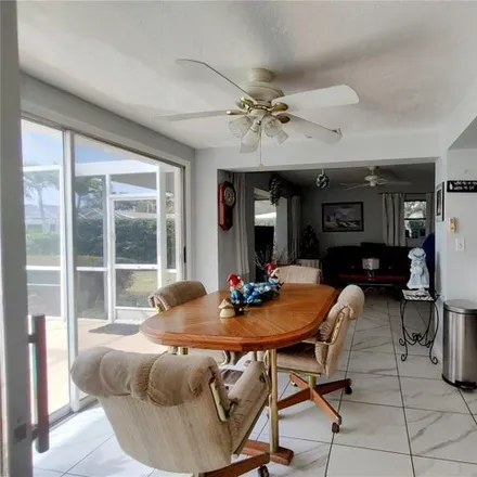 Image 7 - 758 Palm Drive, Harbor Bluffs, Pinellas County, FL 33770, USA - House for sale