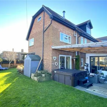 Image 2 - Whitby Road, Ipswich, IP4 4AE, United Kingdom - House for sale