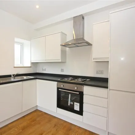 Image 5 - Spencer Road, London, CR2 7EL, United Kingdom - Apartment for rent