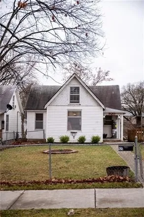 Buy this 2 bed house on 915 Atchison Street in Atchison, KS 66002