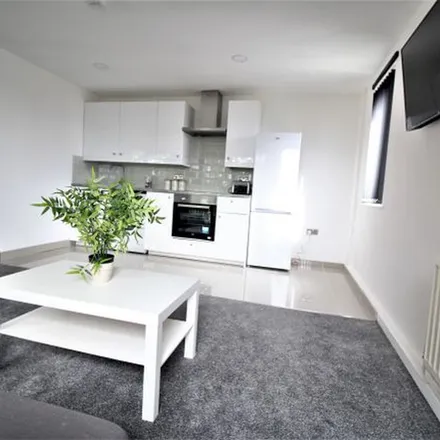 Rent this 3 bed apartment on Ripon House in 63 Clarendon Road, Leeds