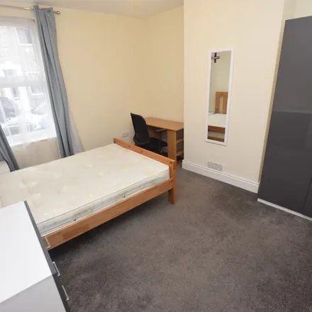 Rent this 4 bed apartment on Peel Street in Derby, DE22 3GH