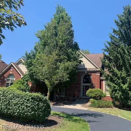 Image 2 - 6726 Carlyle Crossing, West Bloomfield Township, MI 48322, USA - House for sale