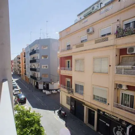 Image 6 - Carrer d'Utiel, 5, 46020 Valencia, Spain - Apartment for rent