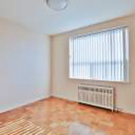 Image 2 - 2225 Eglinton Avenue East, Toronto, ON M1K 2M2, Canada - Apartment for rent